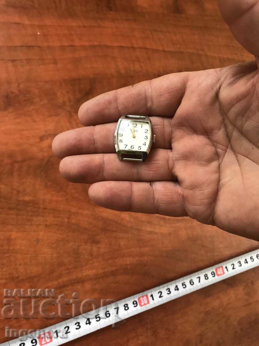 WOMEN'S HAND WATCH "LUCH LUCH LUCH" - THE GOLD IS NOT WORKING with price 14.00 BGN | € 7.16 WOMEN'S HAND WATCH "LUCH LUCH LUCH" - THE GOLD IS NOT WORKING with price 14.00 BGN | € 7.16