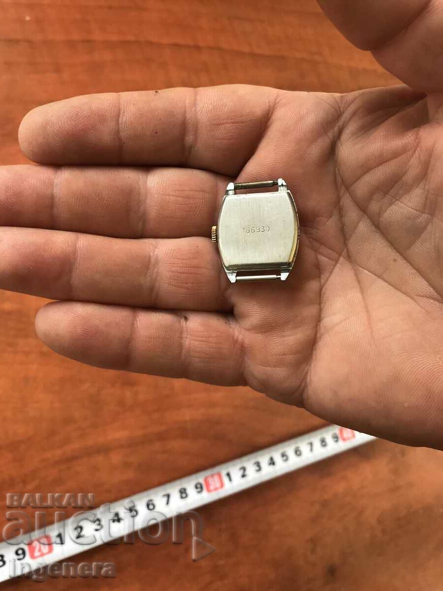 WOMEN'S HAND WATCH "LUCH LUCH LUCH" - THE GOLD IS NOT WORKING - 6 WOMEN'S HAND WATCH "LUCH LUCH LUCH" - THE GOLD IS NOT WORKING - 6