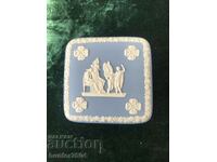 Box-19-10 cm, England