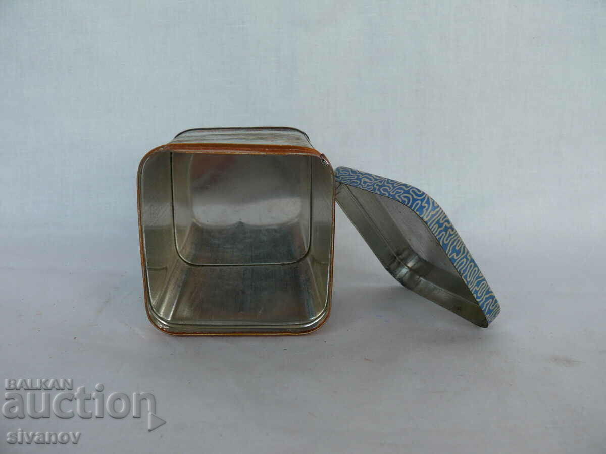Old Metal Chinese Tea Box #1485 - 5 Old Metal Chinese Tea Box #1485 - 5