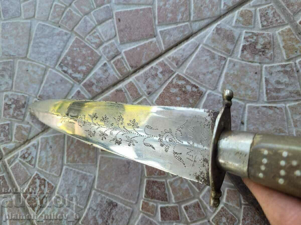 Delivery of Knife, dagger, dagger, karakulak