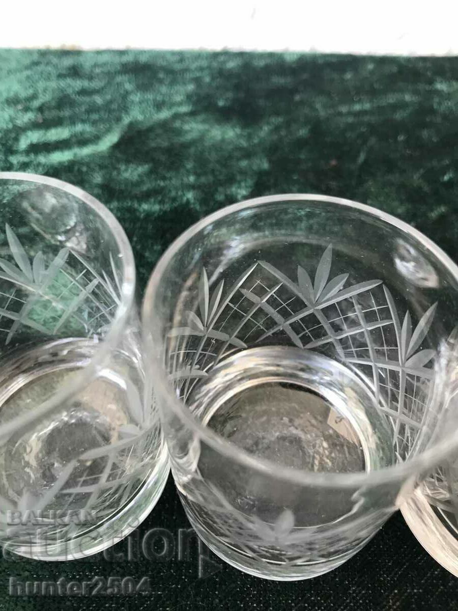 Cupe - cristal rusesc, 6/4,5 cm cu preț € 15.95 | 31.20 BGN Cupe - cristal rusesc, 6/4,5 cm cu preț € 15.95 | 31.20 BGN