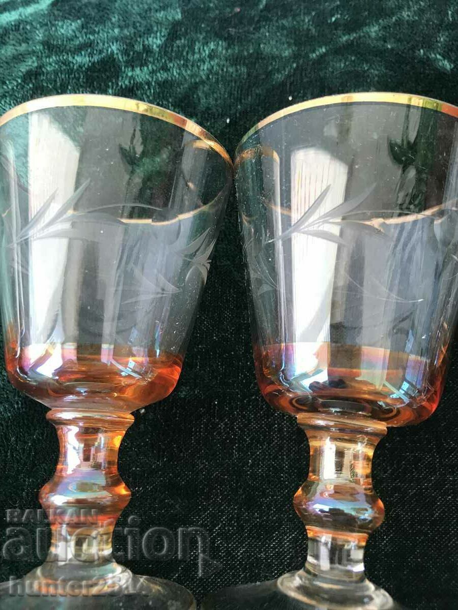 Auction Glasses - thin engraved colored glass, 5 pcs. Auction Glasses - thin engraved colored glass, 5 pcs.