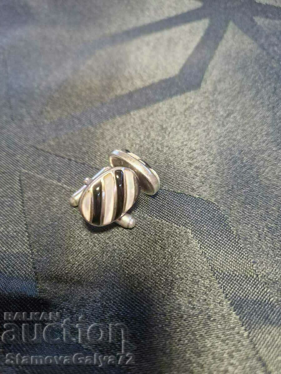 Delivery of Beautiful antique silver cufflinks Delivery of Beautiful antique silver cufflinks