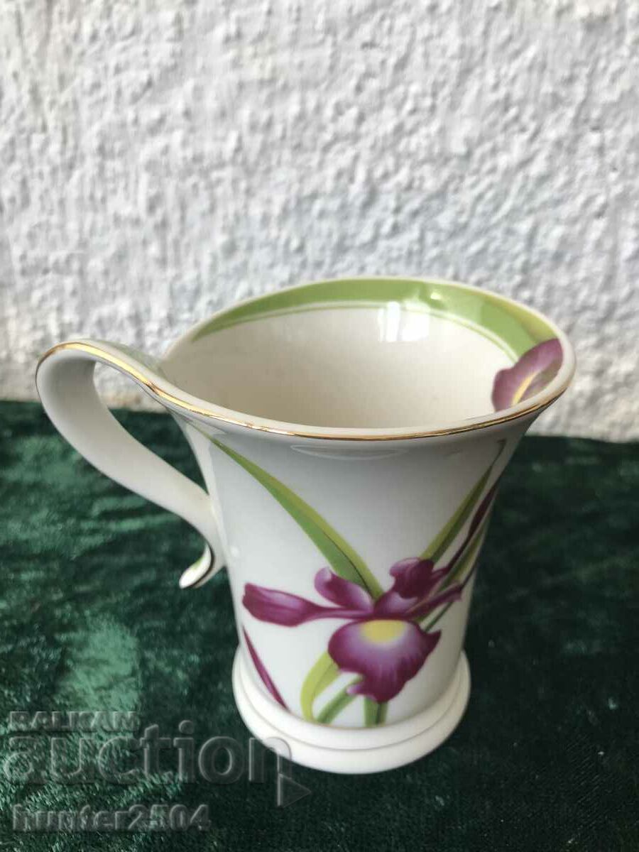 Iris de sticla-10-8 cm cu preț € 6.95 | 13.59 BGN