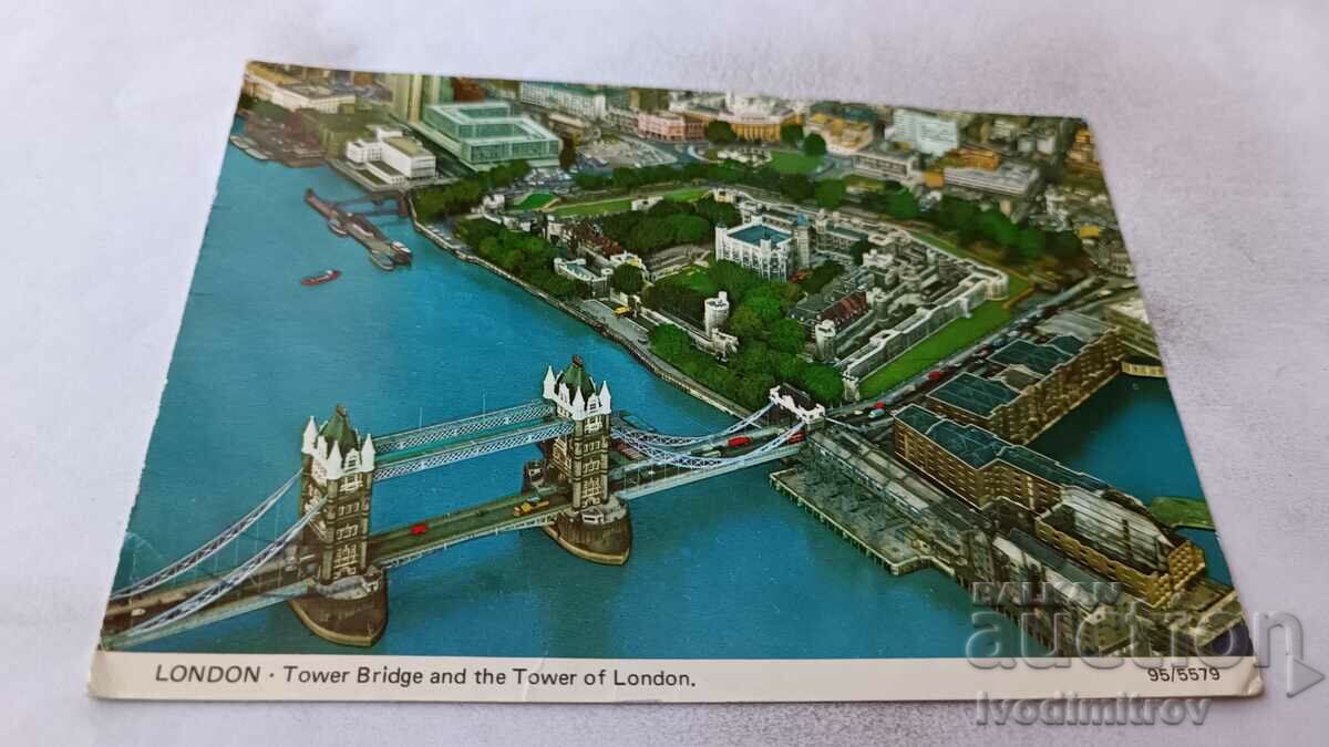 П К London Tower Bridge and the Tower of London 1973