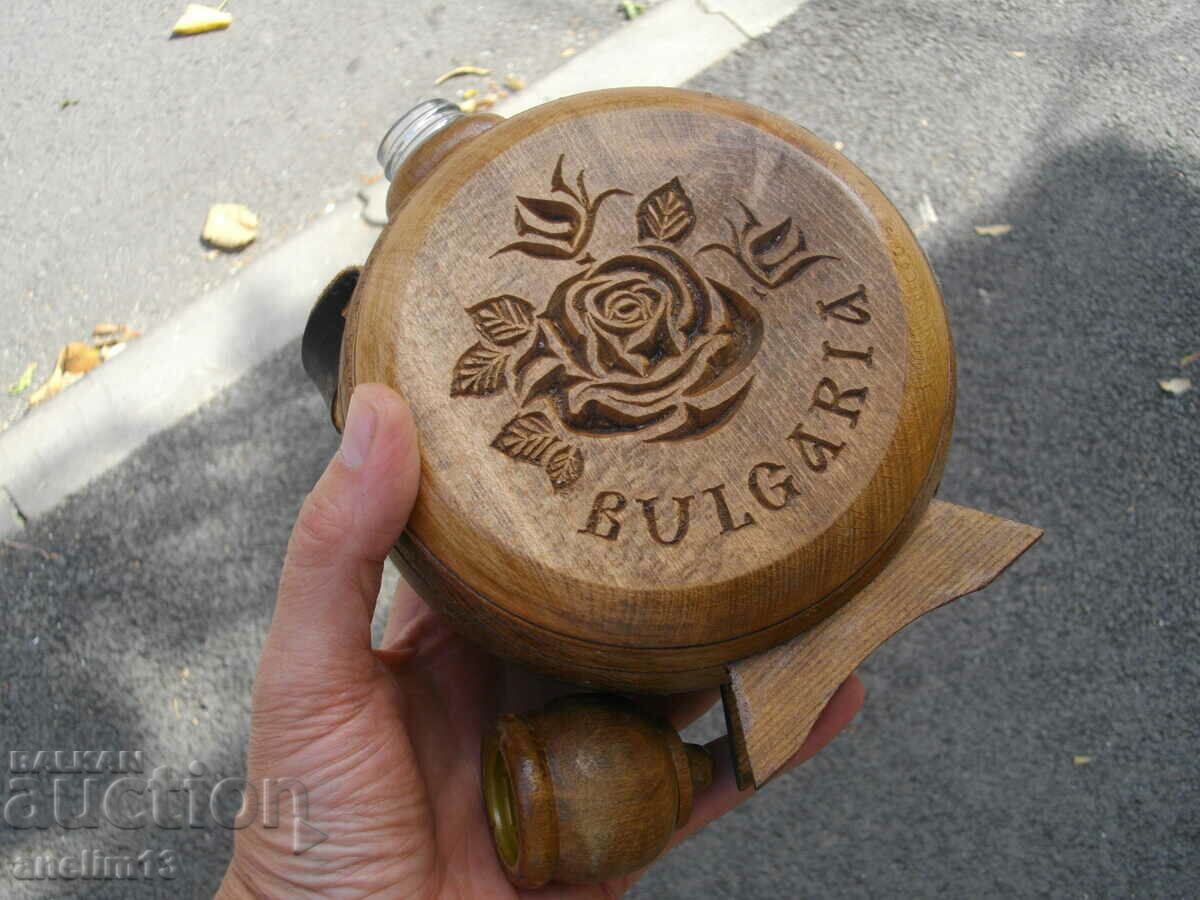 WOODEN BOW CARVING - 6 WOODEN BOW CARVING - 6