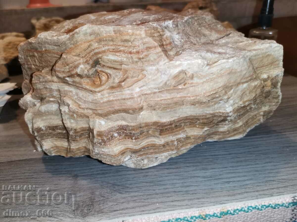 Marble Onyx, Calcite, Aragonite with price 45.00 BGN | € 23.01 Marble Onyx, Calcite, Aragonite with price 45.00 BGN | € 23.01