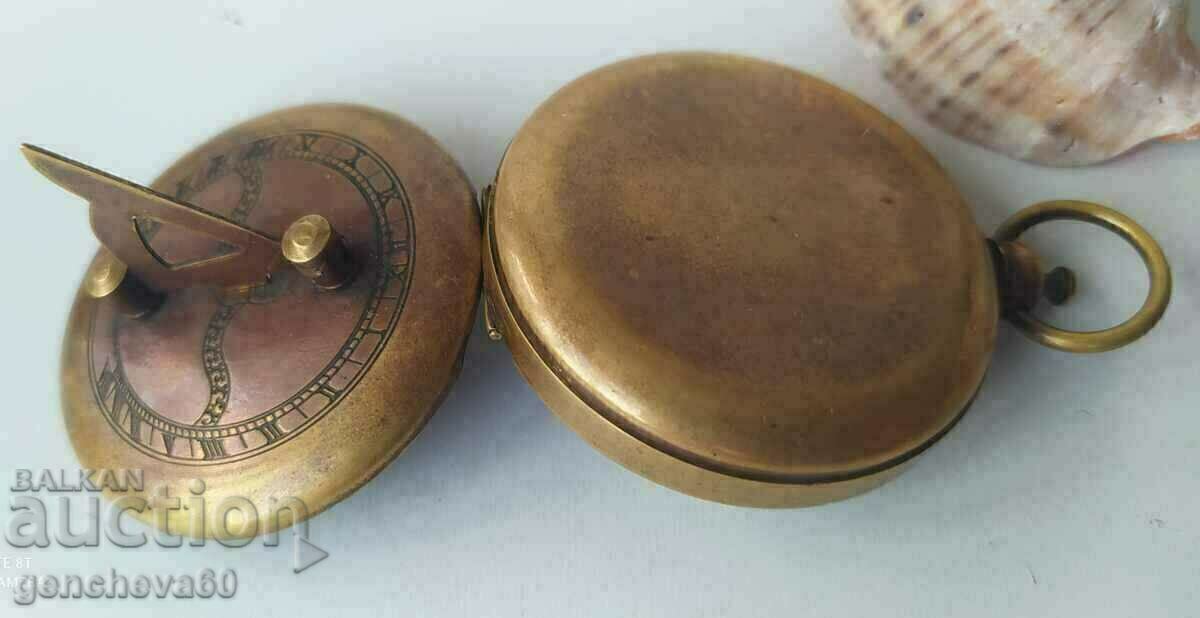 Delivery of Original Vintage Nautical Compass/Brass