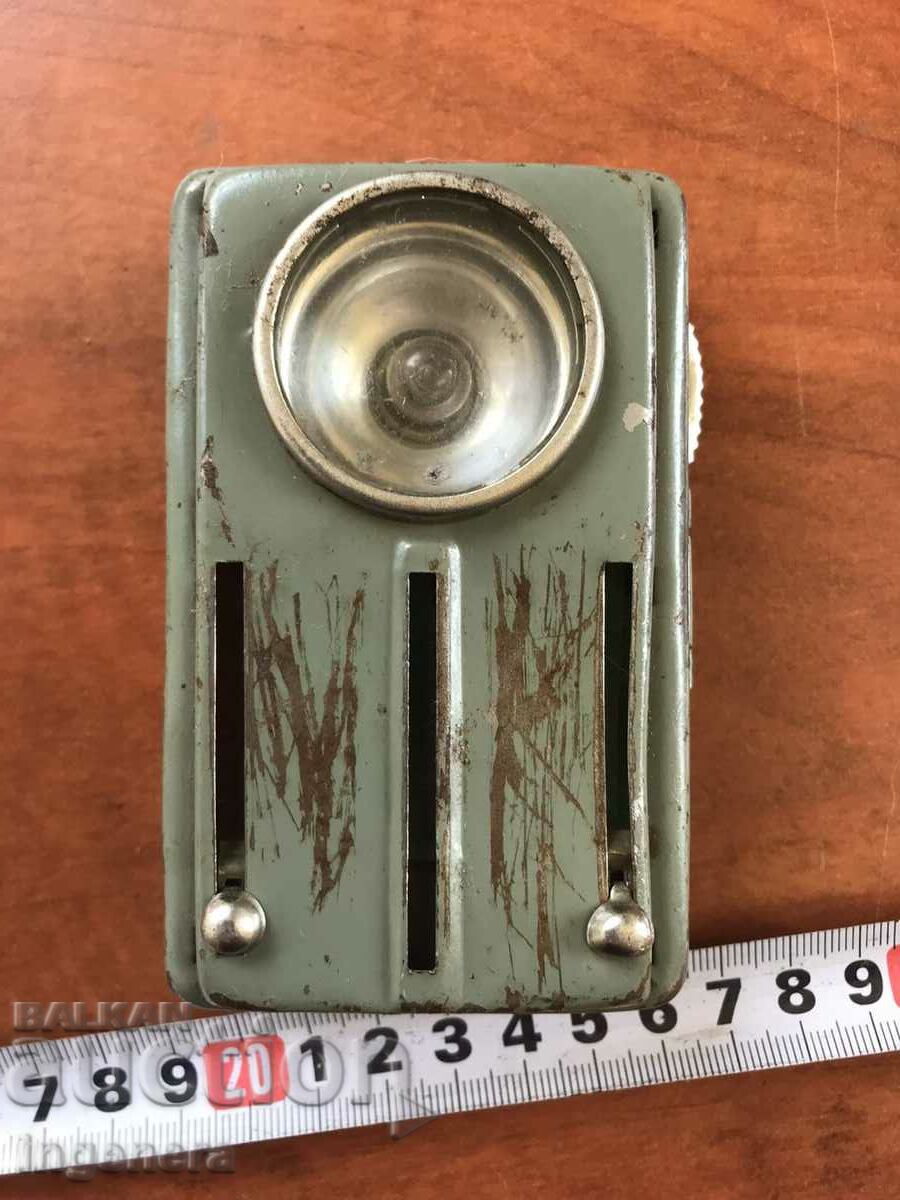 Delivery of LANTERN FLASHLIGHT SPOTLIGHT METAL Delivery of LANTERN FLASHLIGHT SPOTLIGHT METAL