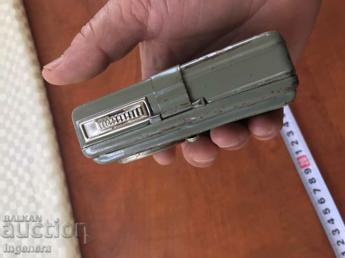 LANTERN FLASHLIGHT SPOTLIGHT METAL - 5 LANTERN FLASHLIGHT SPOTLIGHT METAL - 5