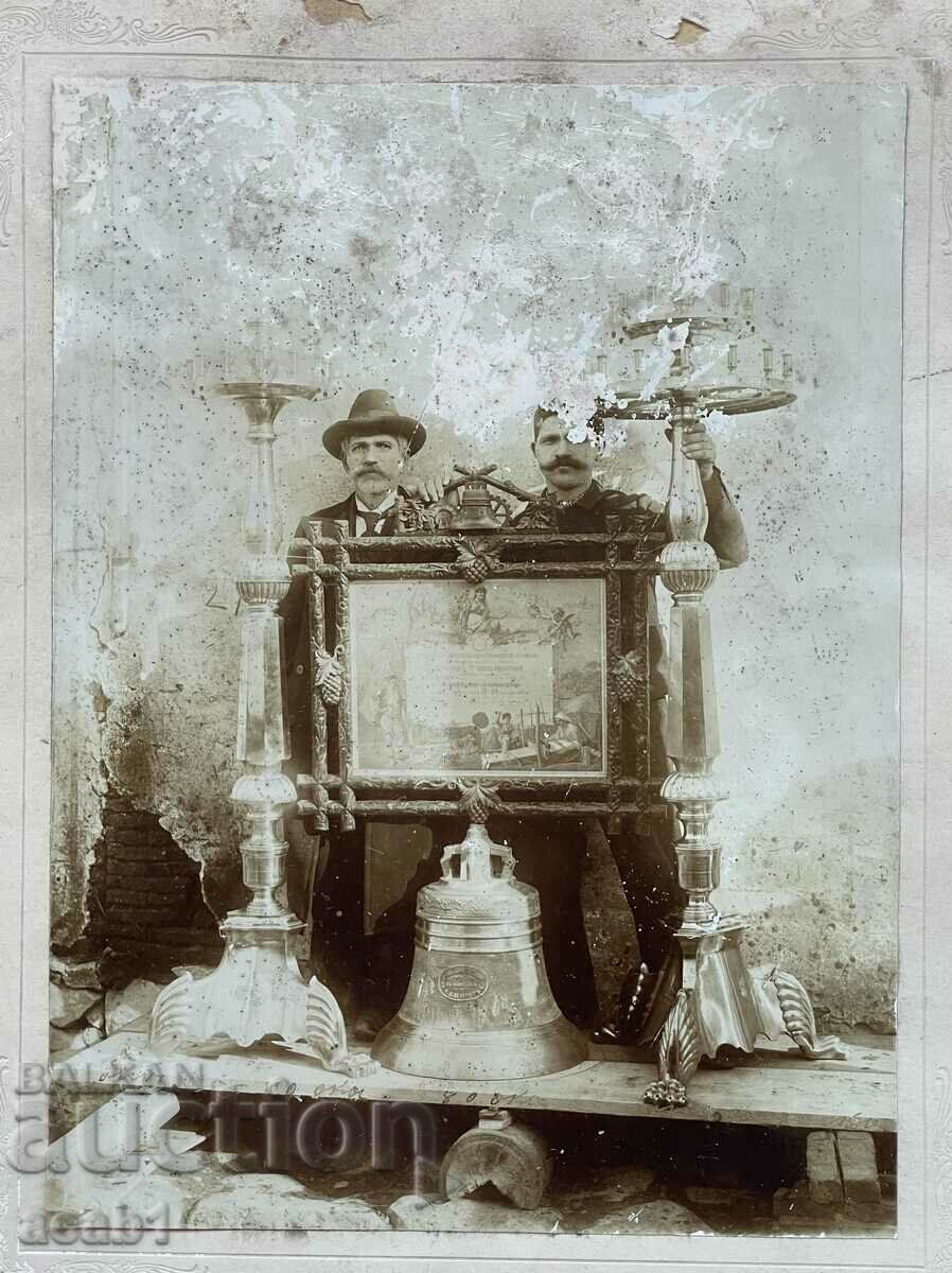 ΟΙ ΑΔΕΡΦΟΙ ΒΕΛΕΓΚΑΝΟΦ - ΟΙ ΚΟΥΒΑΝΟΙ ΑΠΟ ΤΟ ΜΠΑΝΣΚΟ με τιμή 99.99 BGN | € 51.12 ΟΙ ΑΔΕΡΦΟΙ ΒΕΛΕΓΚΑΝΟΦ - ΟΙ ΚΟΥΒΑΝΟΙ ΑΠΟ ΤΟ ΜΠΑΝΣΚΟ με τιμή 99.99 BGN | € 51.12