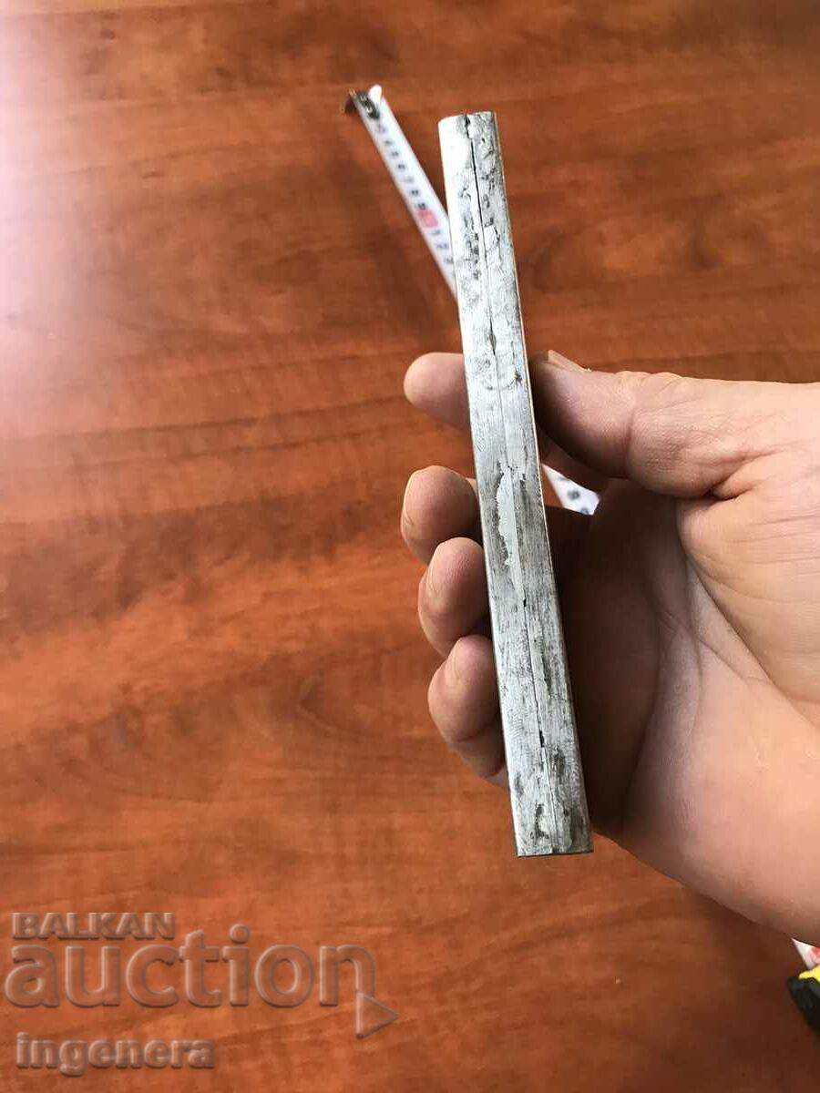 Delivery of BOX BOX METAL Delivery of BOX BOX METAL