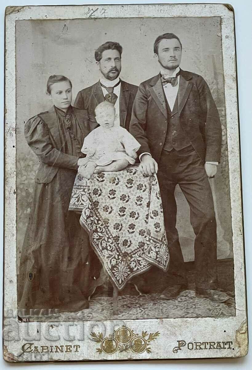 Δράμα Οικογένεια Βράτσα 1895