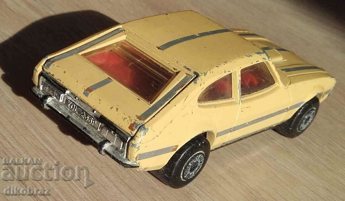 Delivery of Ford / Ford Capri II - Lesney England Delivery of Ford / Ford Capri II - Lesney England