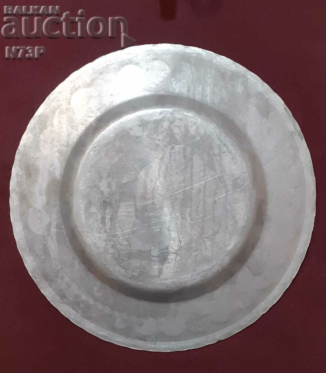 OLD PLATE. ALUMINUM. - 6 OLD PLATE. ALUMINUM. - 6