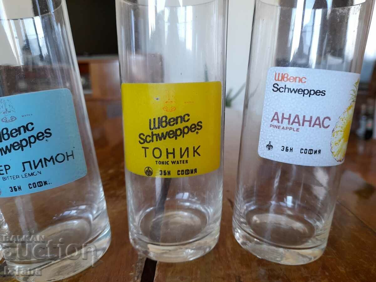 Δημοπρασία Παλιά συλλογή από γυάλινα κύπελλα Schweppes Δημοπρασία Παλιά συλλογή από γυάλινα κύπελλα Schweppes