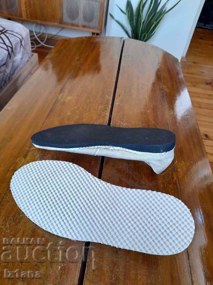 Old Espadrilles Youth - 5 Old Espadrilles Youth - 5