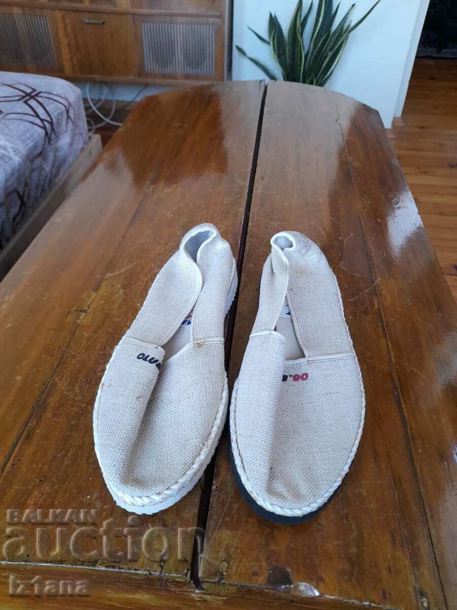Old Espadrilles Youth