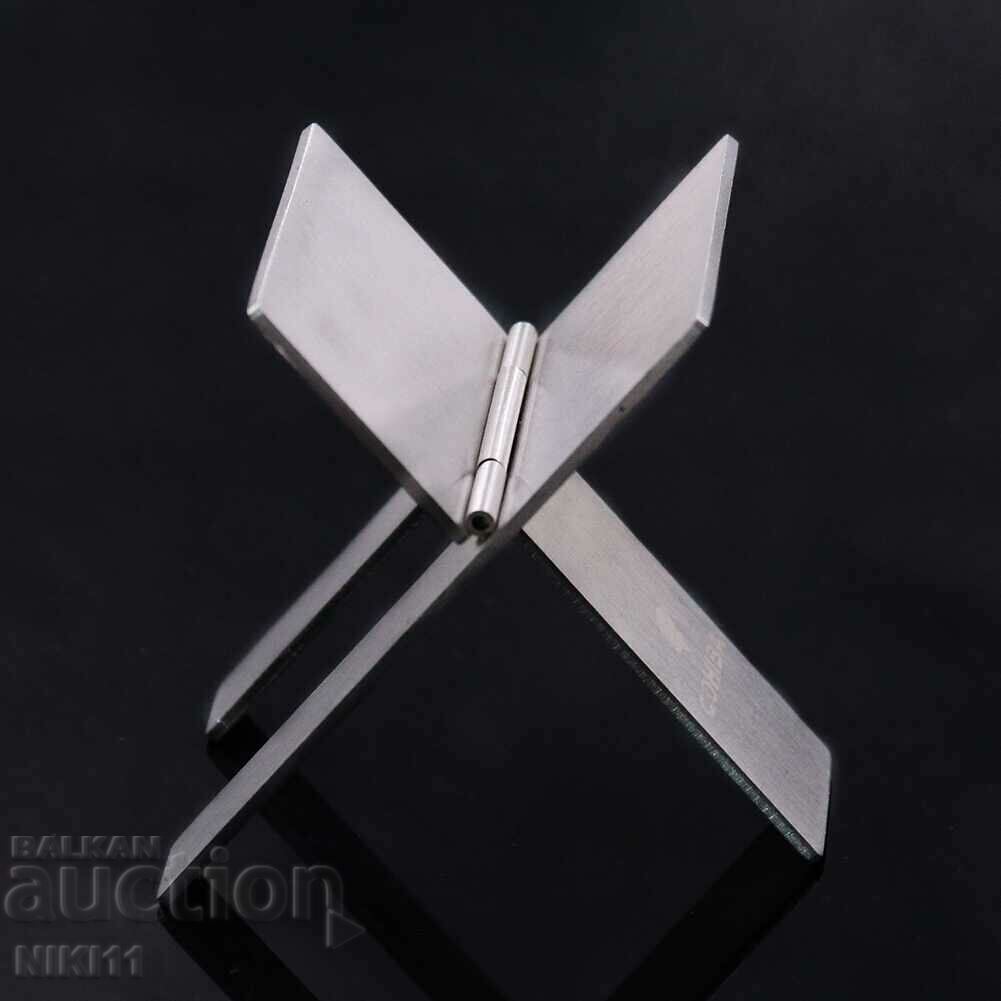 Cigar stand, metal folding cigar stand with price 13.00 BGN | € 6.65 Cigar stand, metal folding cigar stand with price 13.00 BGN | € 6.65