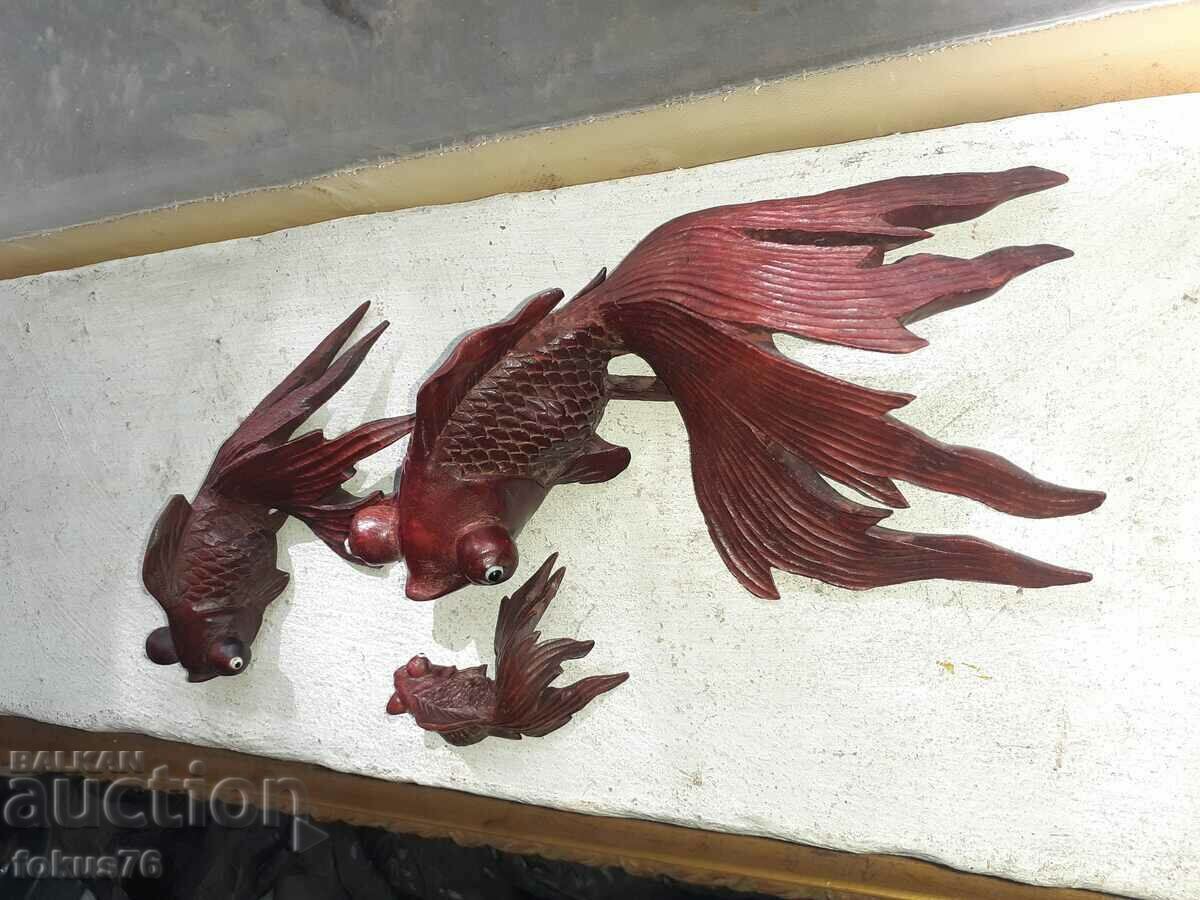 Σετ με τρία ιαπωνικά μαχητικά ψάρια Koi κόκκινη ξύλινη φιγούρα με τιμή 290.00 BGN | € 148.27