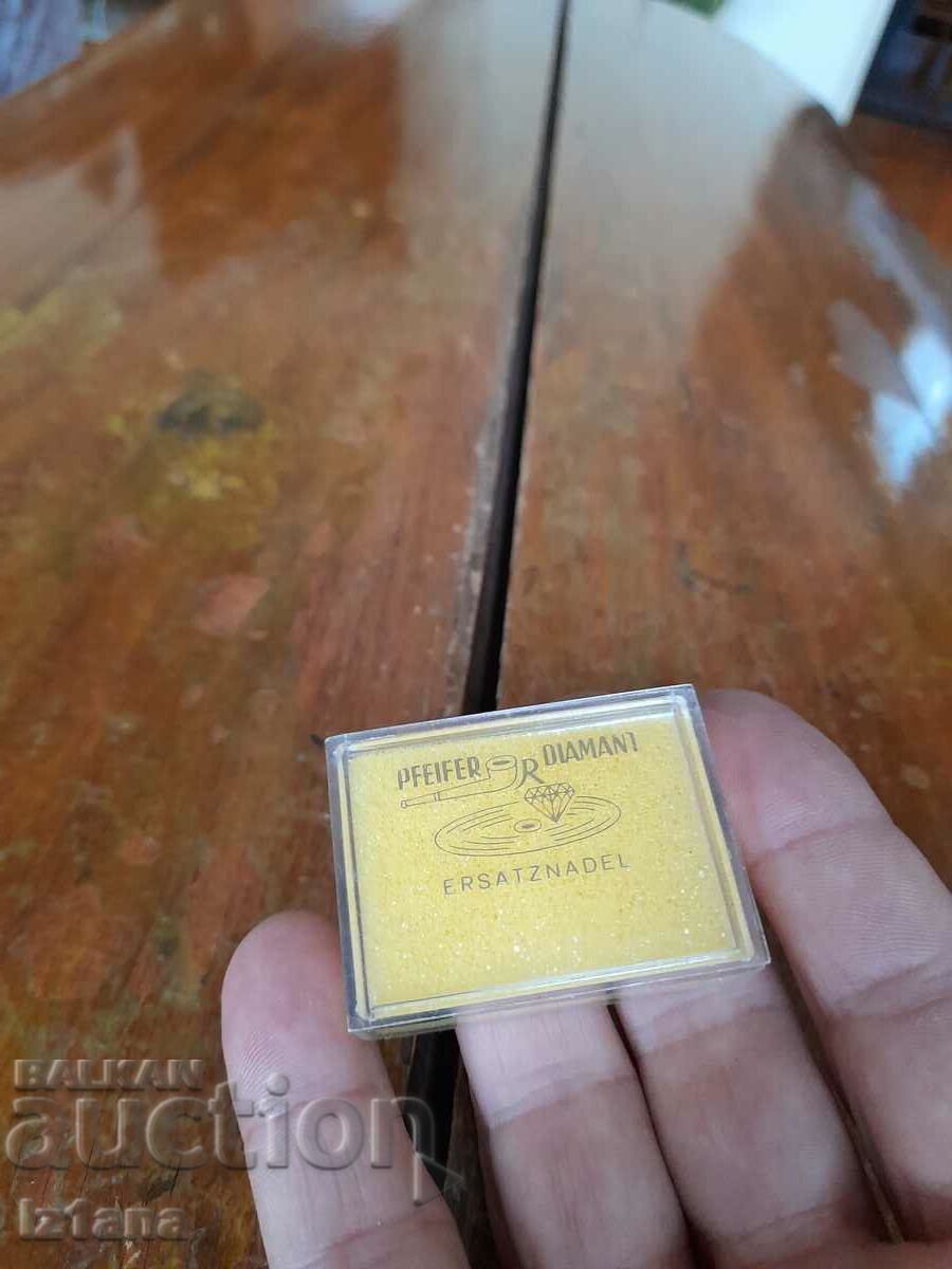Auction Old Pfeifer Diamant turntable pins Auction Old Pfeifer Diamant turntable pins