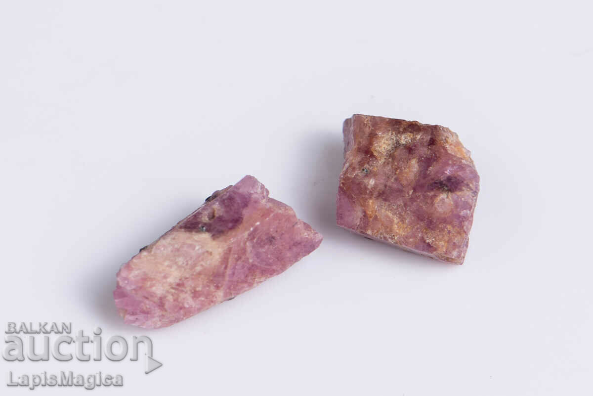 2 броя рубин със силна флуоресценция 13.9ct нешлифовани #3 с цена 17.00 лв. | € 8.69 2 броя рубин със силна флуоресценция 13.9ct нешлифовани #3 с цена 17.00 лв. | € 8.69