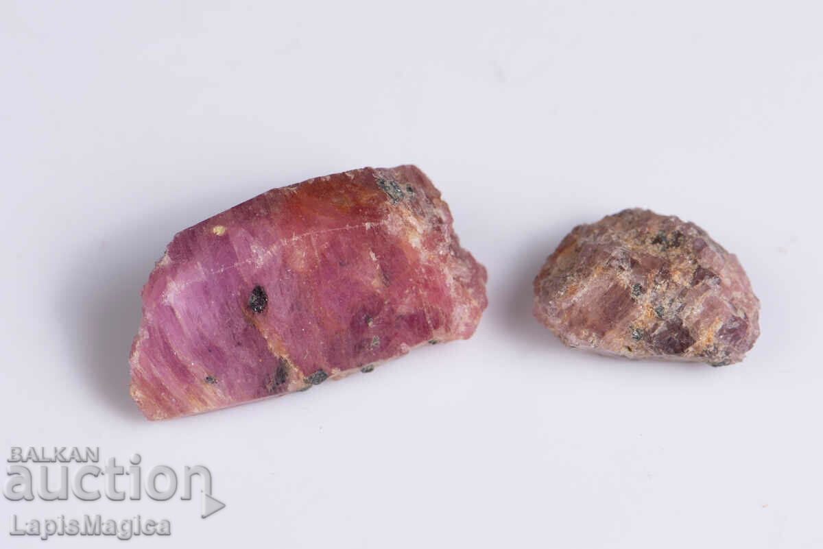 2 pcs strong fluorescence ruby 22.1ct uncut #5 with price 17.00 BGN | € 8.69 2 pcs strong fluorescence ruby 22.1ct uncut #5 with price 17.00 BGN | € 8.69