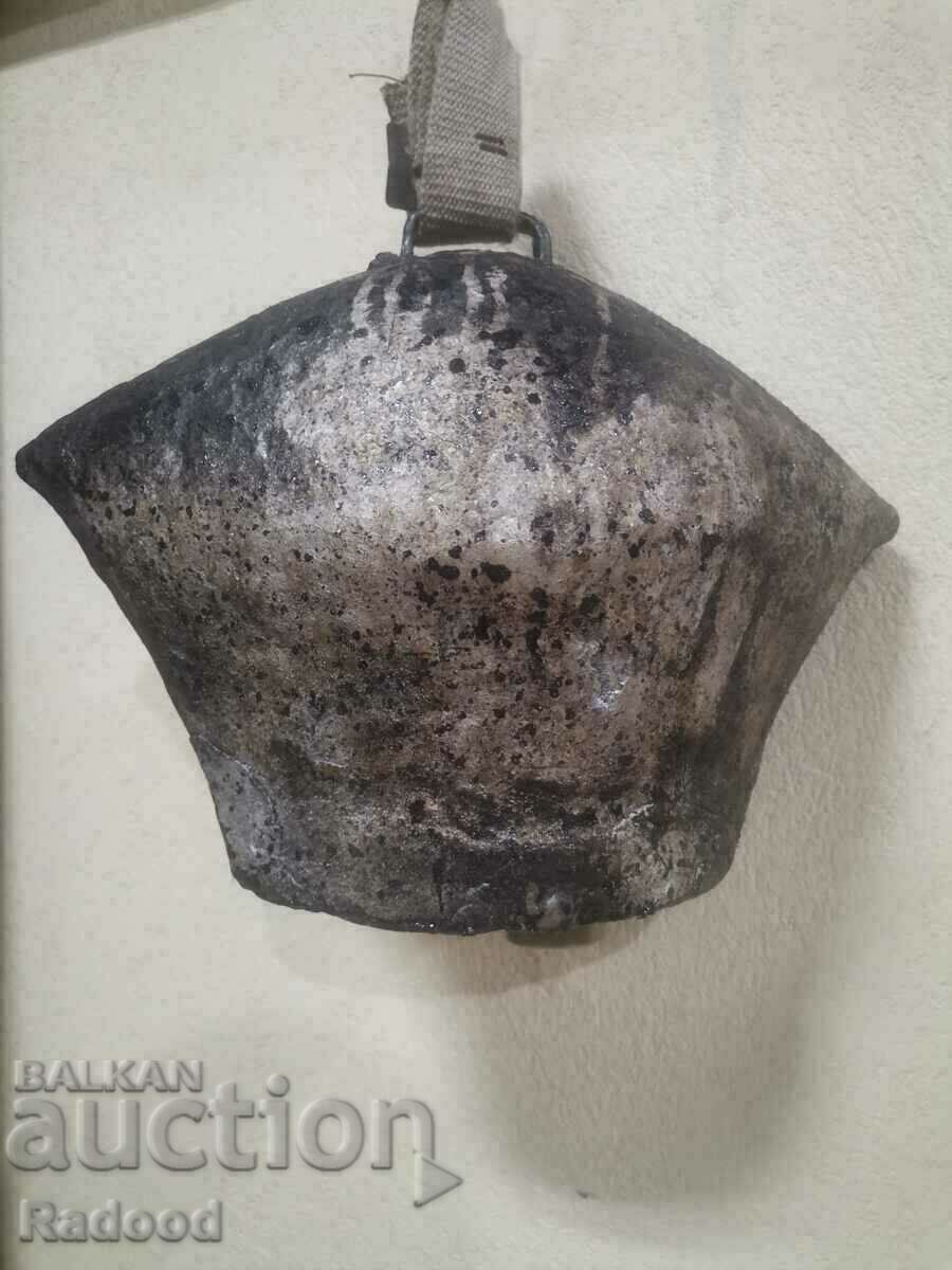 Чан, камбана, клапка, хопка с цена 150.00 лв. | € 76.69 Чан, камбана, клапка, хопка с цена 150.00 лв. | € 76.69