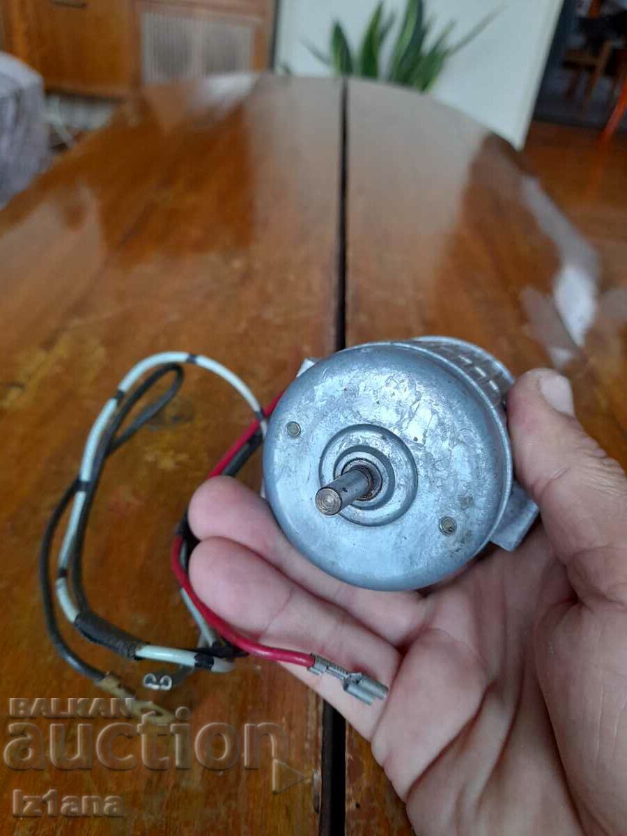 Auction Old electric motor Auction Old electric motor