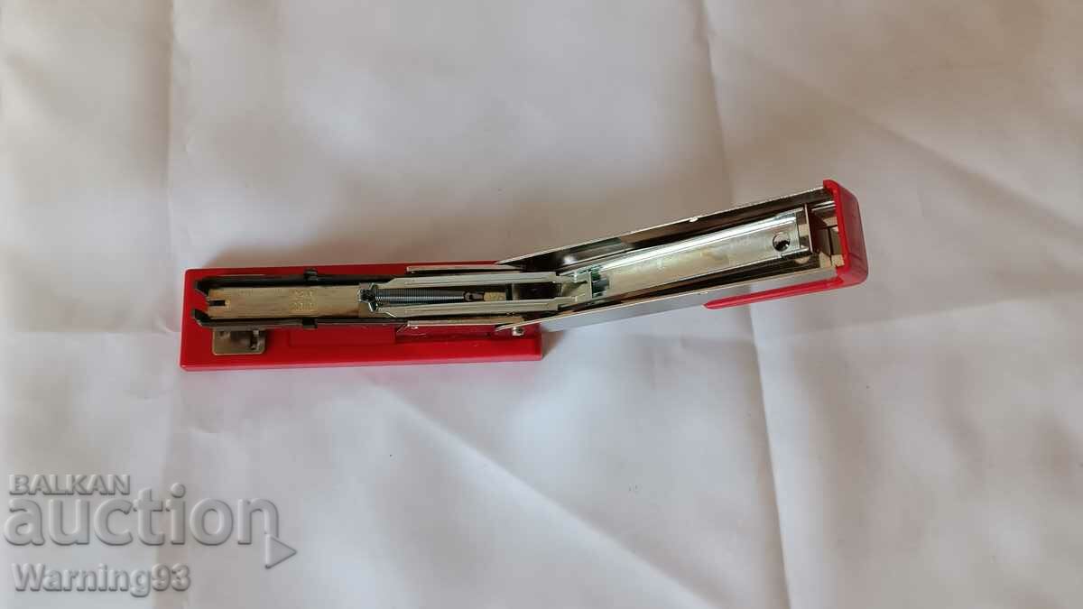 Old metal stapler - KIN 407 - Made in Czechoslovakia -1970 - 7 Old metal stapler - KIN 407 - Made in Czechoslovakia -1970 - 7