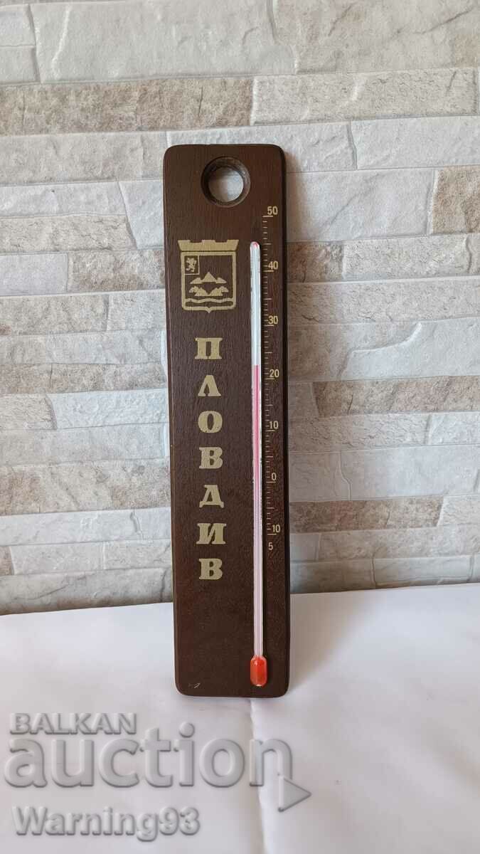 Παλαιό ξύλινο θερμόμετρο τοίχου - PLOVDIV