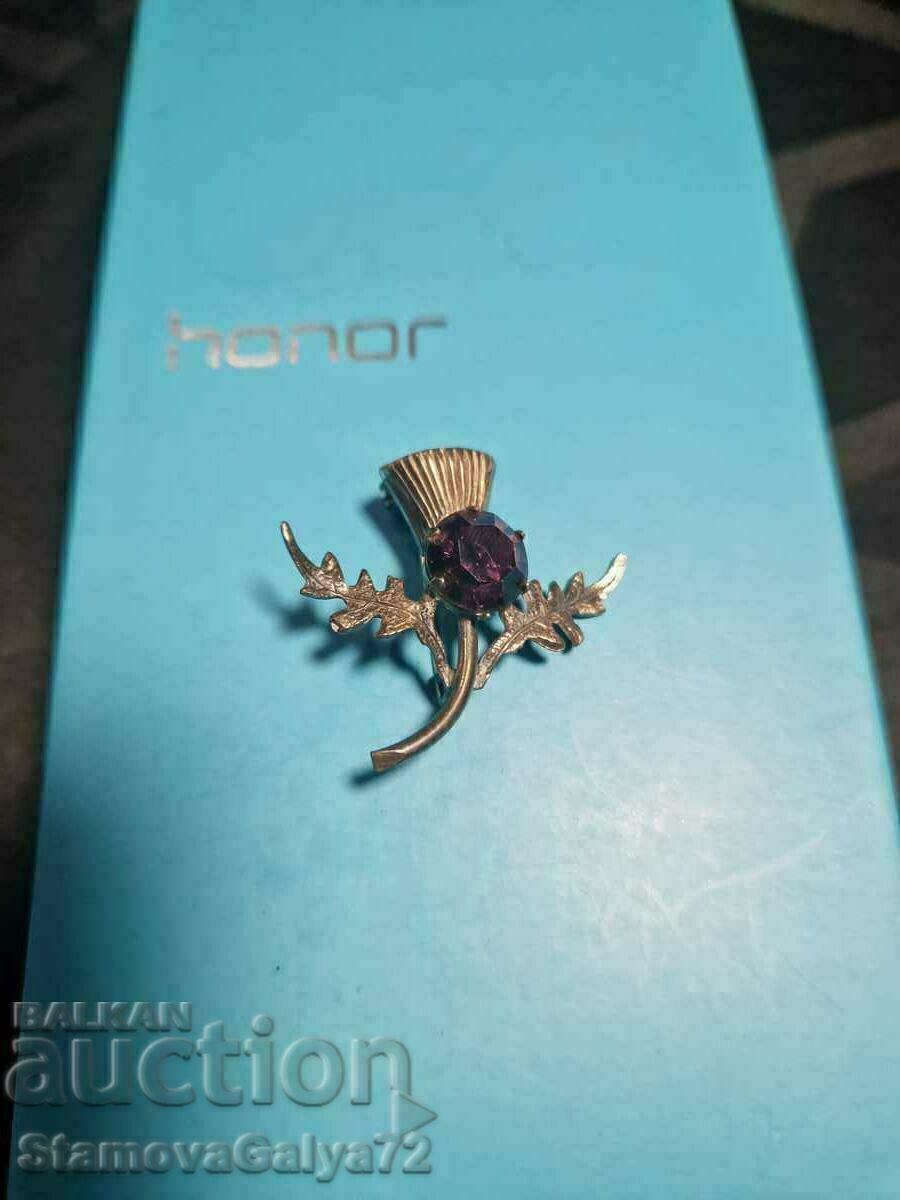 Auction A very beautiful antique Irish silver brooch Auction A very beautiful antique Irish silver brooch