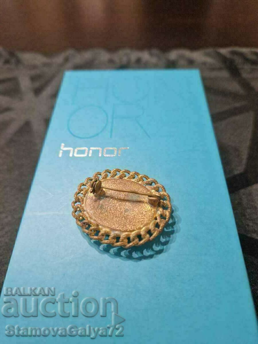 Great Antique Collectible Czech Porcelain Brooch - 6 Great Antique Collectible Czech Porcelain Brooch - 6