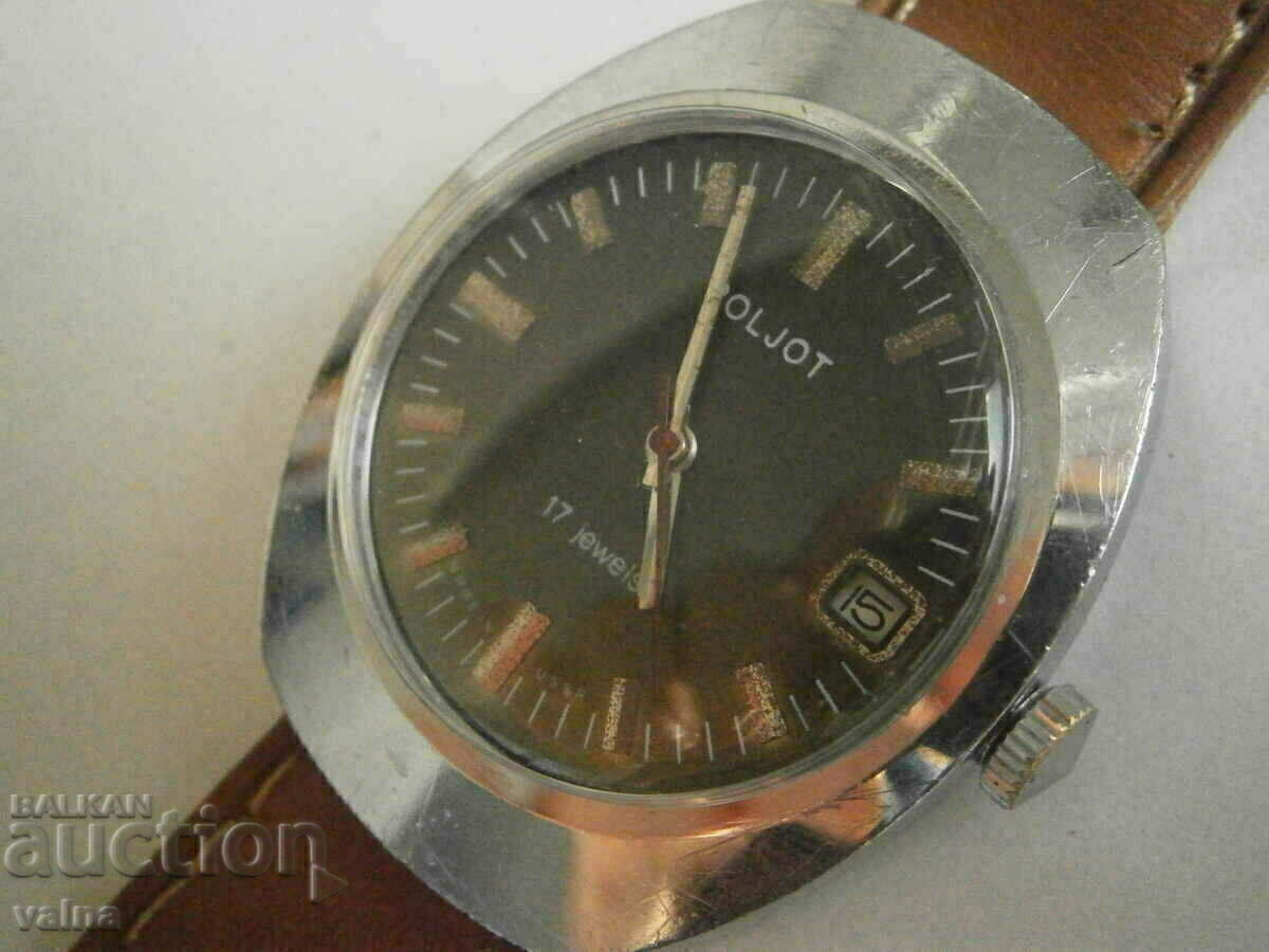 Auction POLJOT, 17 jewels, cal. 2614, case 37.0 x 44mm, made in USSR Auction POLJOT, 17 jewels, cal. 2614, case 37.0 x 44mm, made in USSR