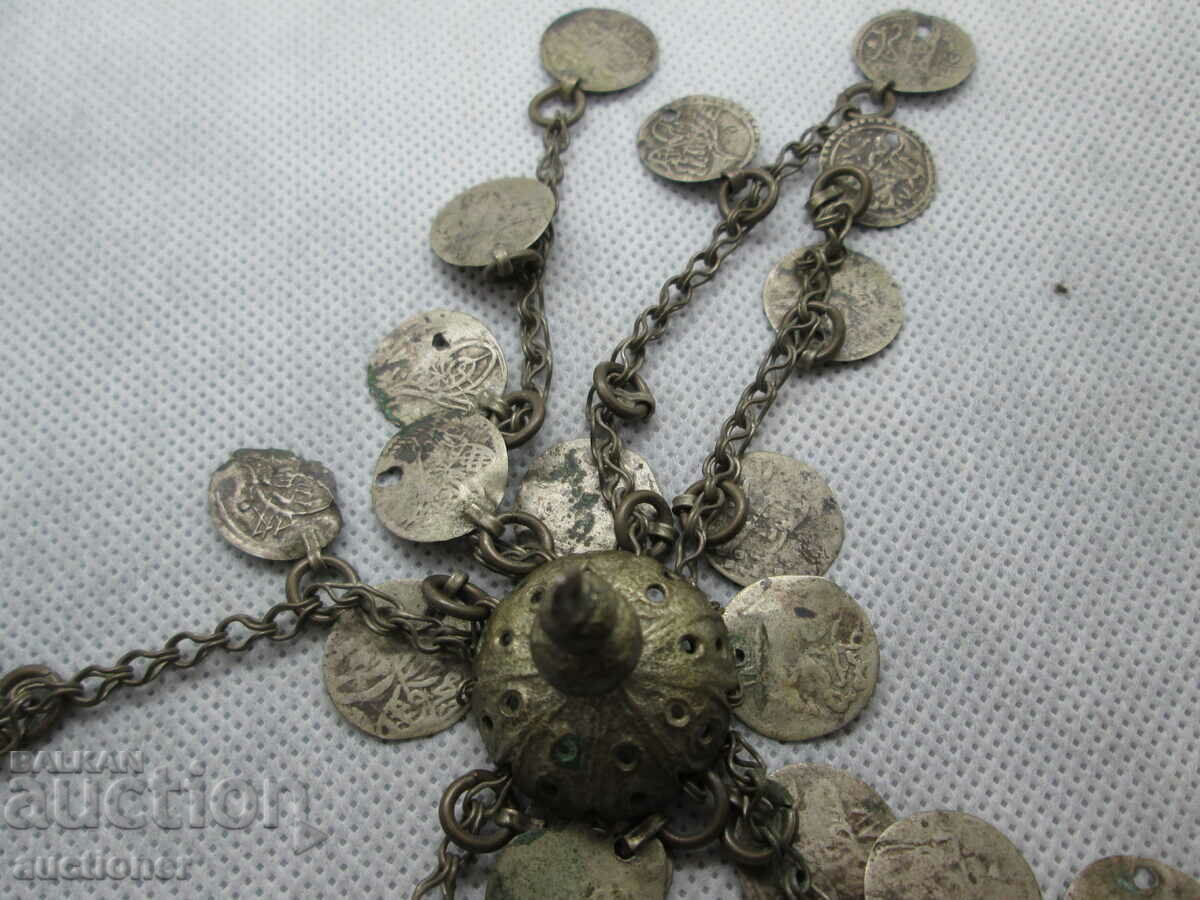 AN OLD OTTOMAN SILVER COIN JEWELRY - 5 AN OLD OTTOMAN SILVER COIN JEWELRY - 5