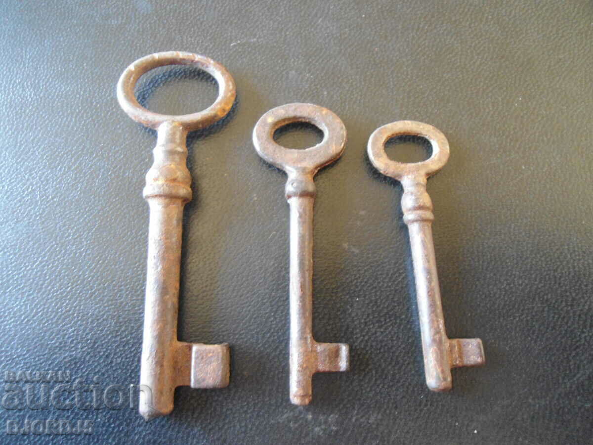 Δημοπρασία Παλιά πλαστά κλειδιά