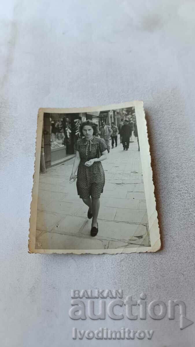 Photo Sofia A young girl on a walk 1942