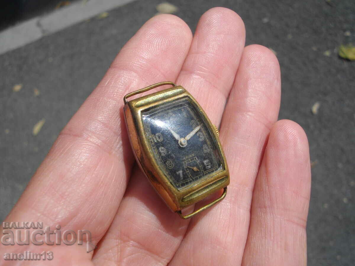 COLLECTIBLE OSCO PARAT ART DECO GOLD WATCH with price 105.00 BGN | € 53.69 COLLECTIBLE OSCO PARAT ART DECO GOLD WATCH with price 105.00 BGN | € 53.69