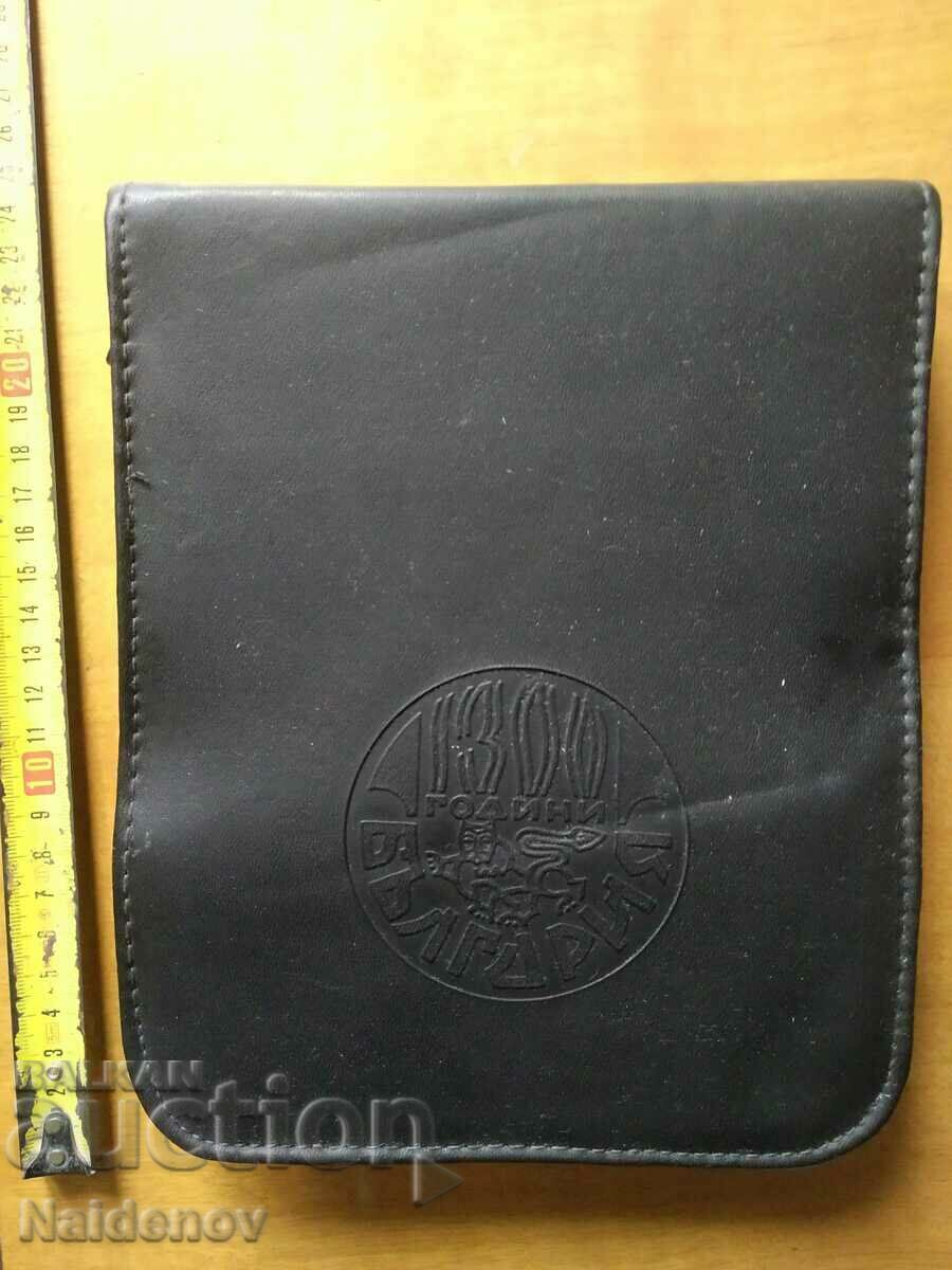 Auction Travel bag Trapezitsa from Sotsa Auction Travel bag Trapezitsa from Sotsa