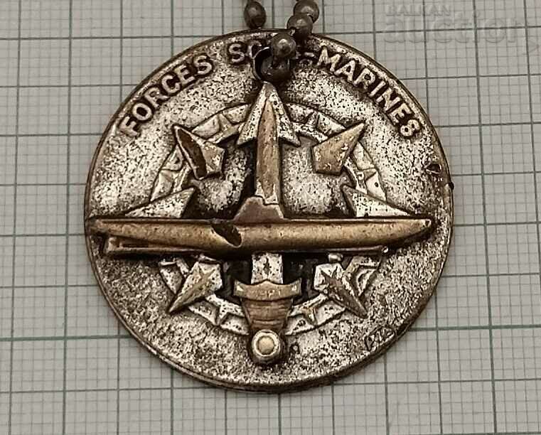 SUBMARINE FORCES SOUS-MARINES FRANCE MEDAL PLAQUE