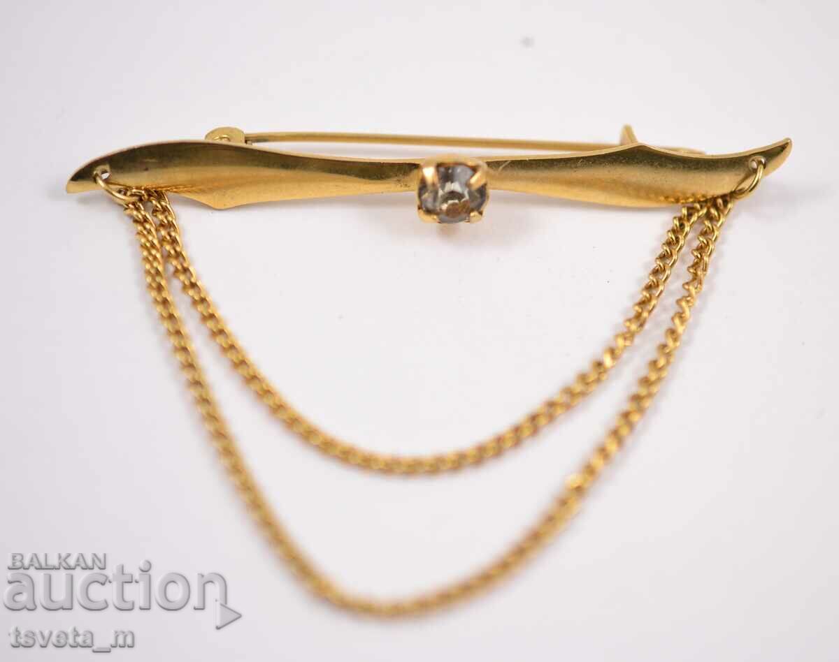 Μια καρφίτσα