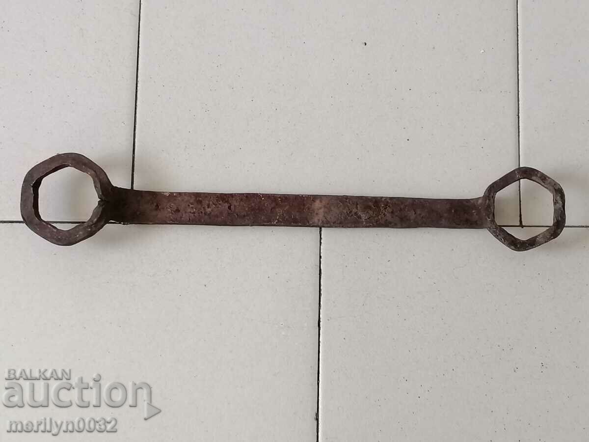 An old forged key from a wagon-workshop wagon workshop with price 38.00 BGN | € 19.43 An old forged key from a wagon-workshop wagon workshop with price 38.00 BGN | € 19.43