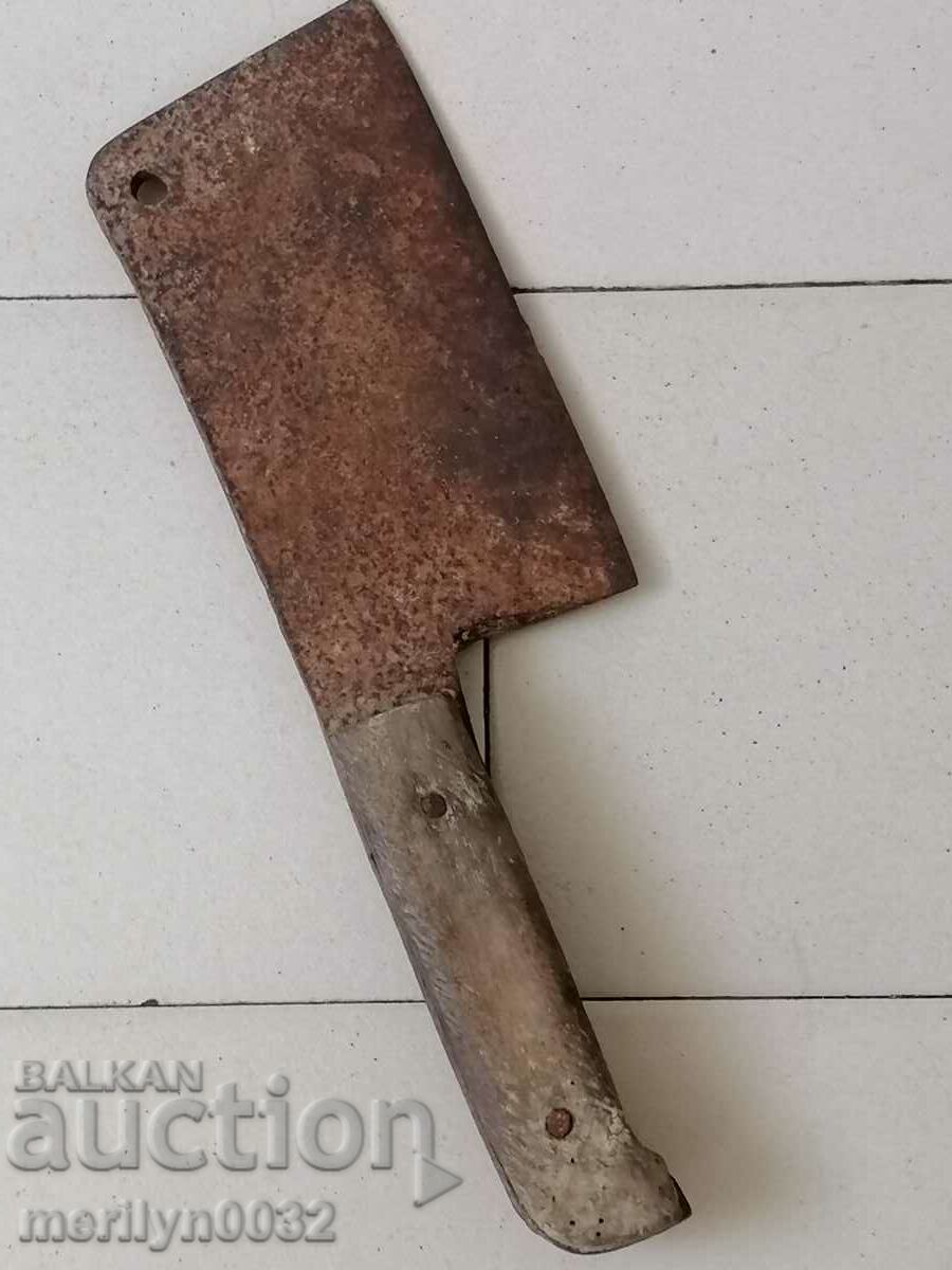 Sutter, top, knife, wrought iron with price 52.00 BGN | € 26.59 Sutter, top, knife, wrought iron with price 52.00 BGN | € 26.59