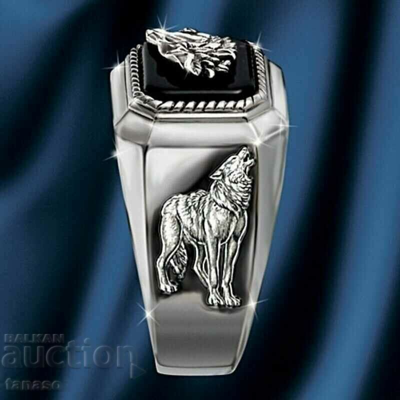 Delivery of Men's ring with zircon and wolf