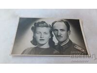 Снимка София Офицер със съпругата си 1945