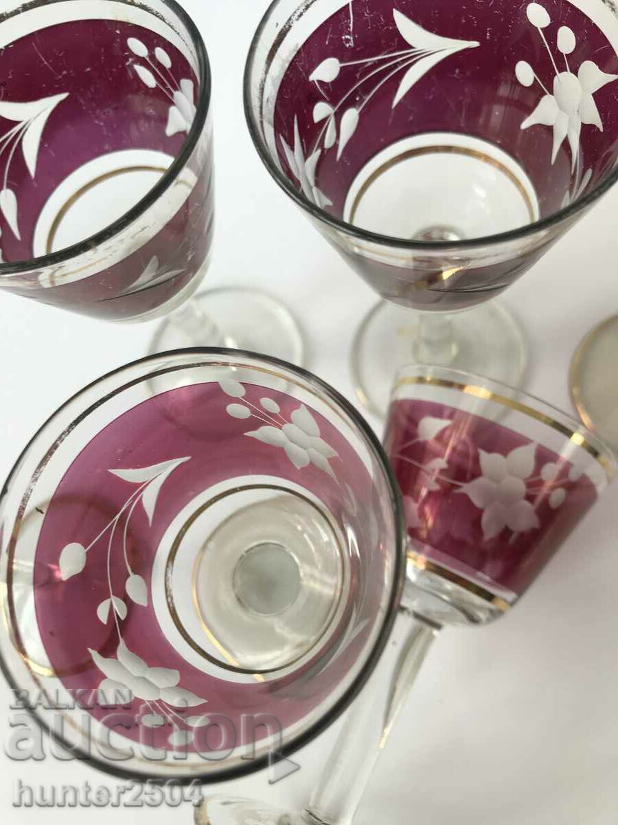 Auction Cups-9/5 cm, 6 pcs Auction Cups-9/5 cm, 6 pcs