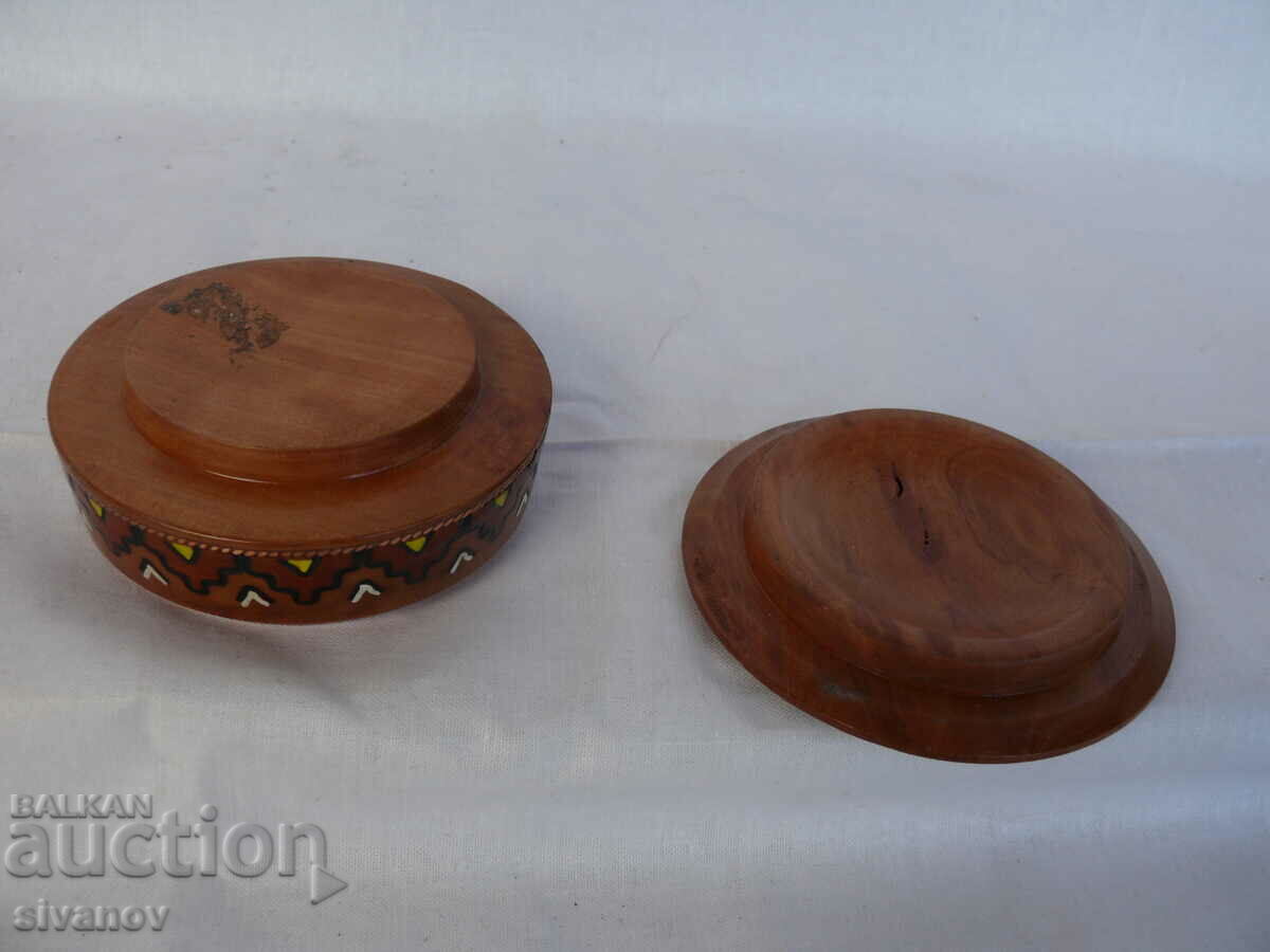 Interesting old wooden box #1609 - 5 Interesting old wooden box #1609 - 5