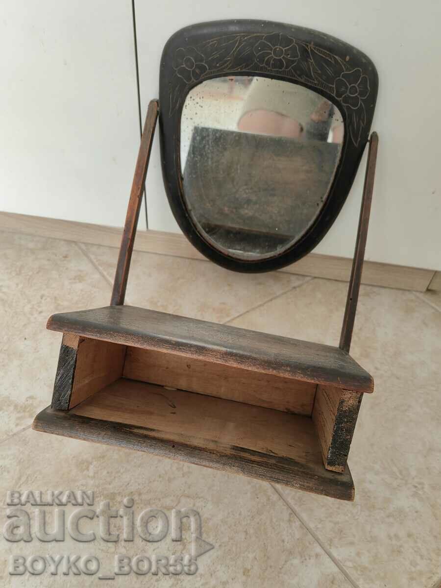 Delivery of Over a Hundred Years Old Carved Mirror Delivery of Over a Hundred Years Old Carved Mirror