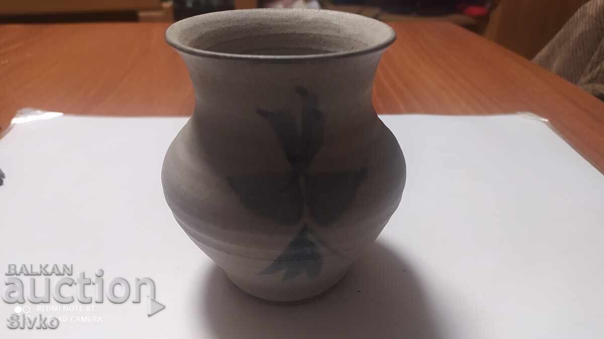 Ваза с рисунка с цена 1.99 лв. | € 1.02 Ваза с рисунка с цена 1.99 лв. | € 1.02